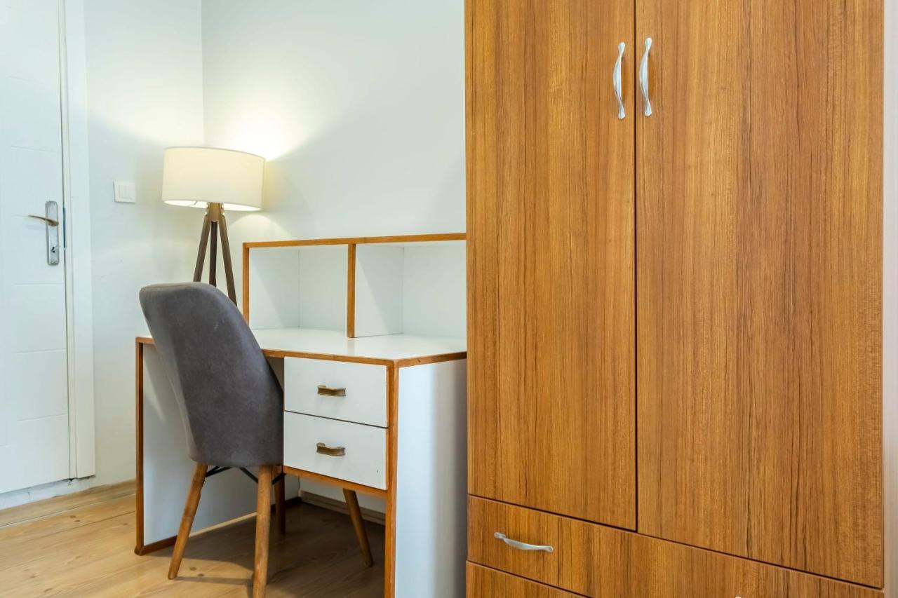 Lovely Flat Near Shore And Trendy Spots In Kadikoy Istanbul Exterior photo