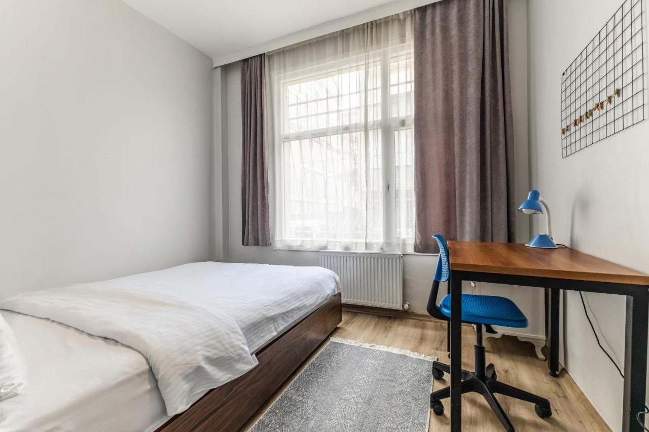 Lovely Flat Near Shore And Trendy Spots In Kadikoy Istanbul Exterior photo